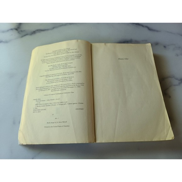 The Lovely Bones by Alice Sebold (2004, Trade Paperback, Reprint) - Picture 4 of 10